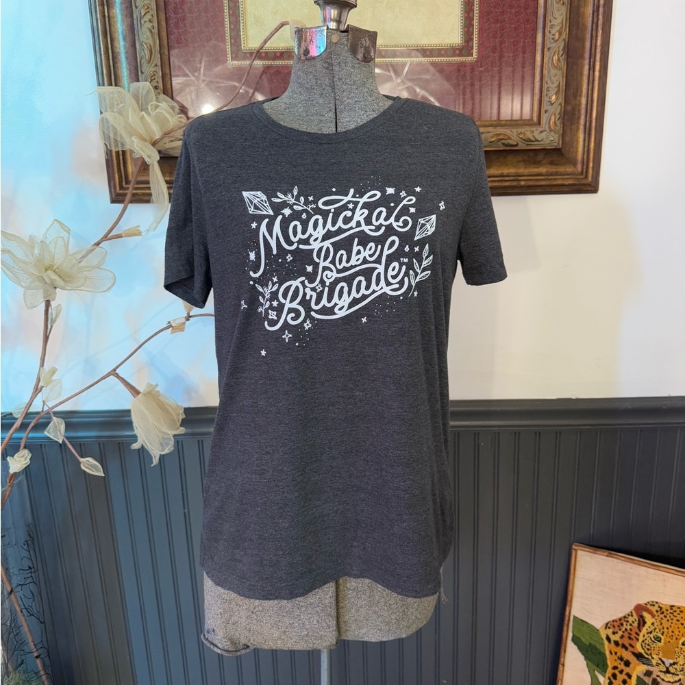 Magickal Babe Brigade Witchy Mystical Fitted Tshirt ~ Size Medium 🍄